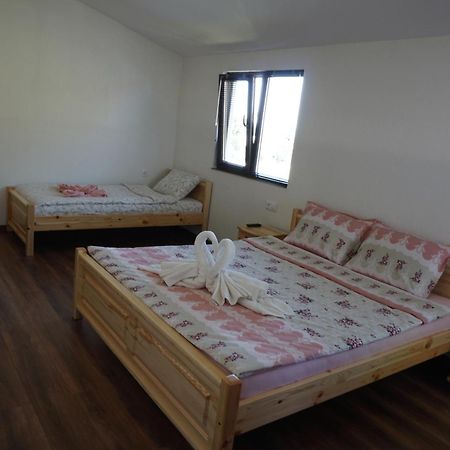 Guesthouse Juli Sapareva Banya Exterior photo