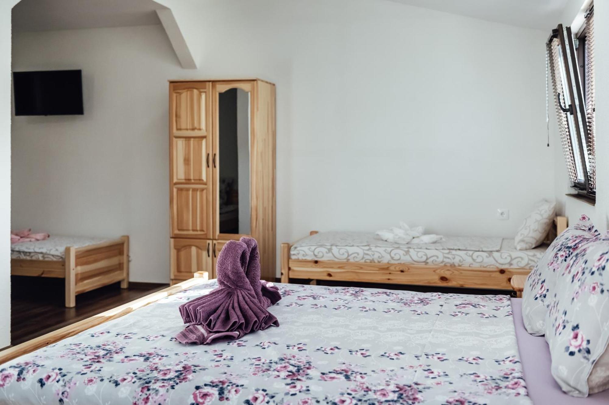 Guesthouse Juli Sapareva Banya Exterior photo