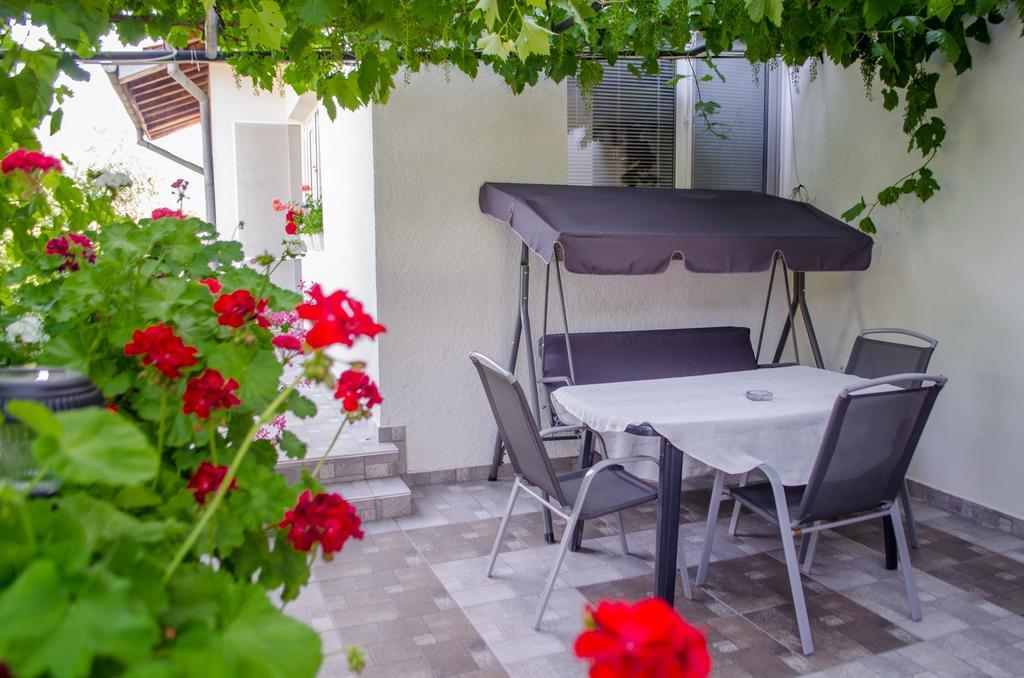 Guesthouse Juli Sapareva Banya Exterior photo